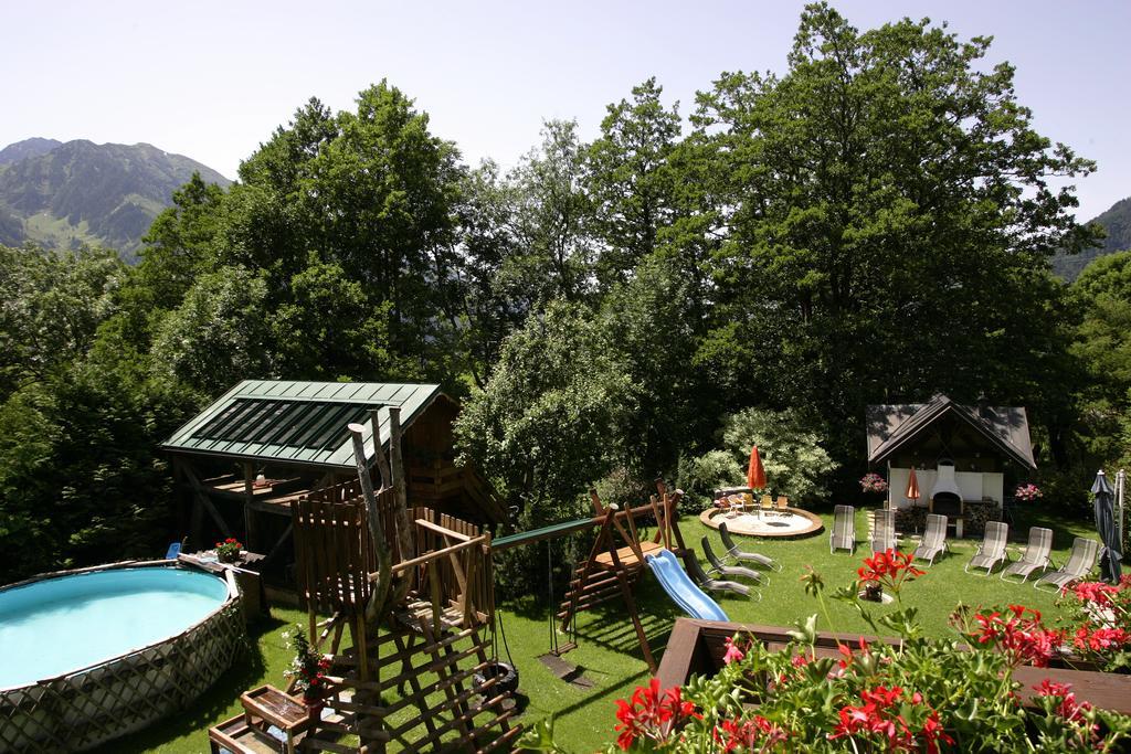 Hotel - Pension Oetzmooshof Sankt Johann im Pongau Ruang foto